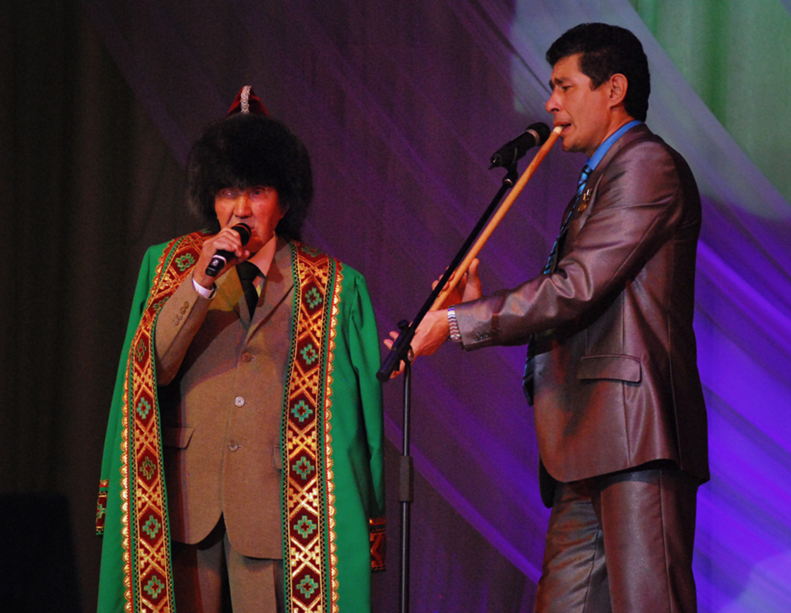 «Ашҡаҙар» радиоһында башҡорт халыҡ йырҙары көнө