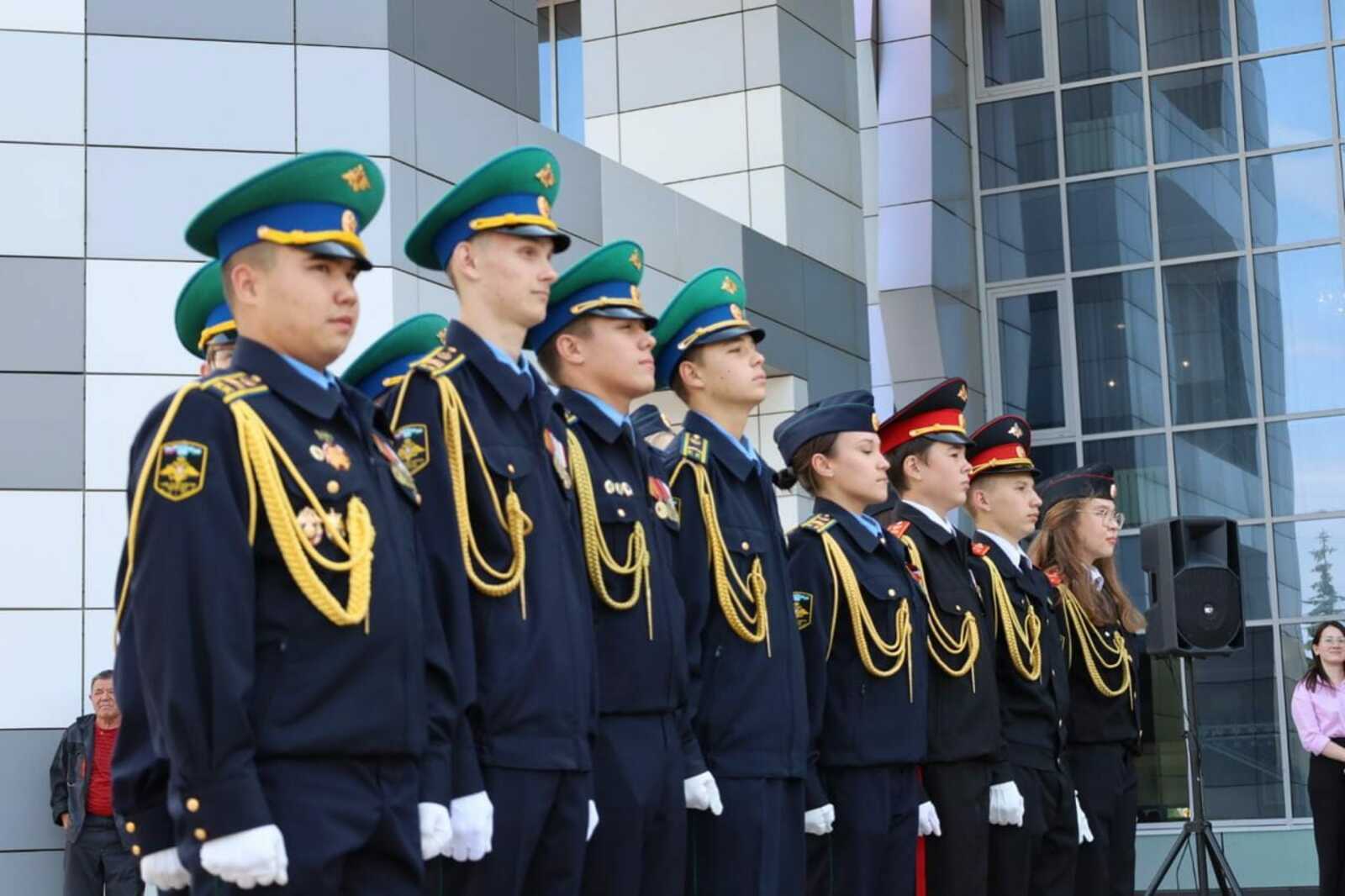 Рәсәй хәрби округтарының ижади бригадалары гастролдәргә сыҡты